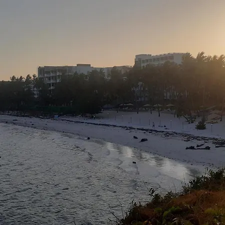 Coral Haven Homestay-Nyali Mombassa Buitenkant foto